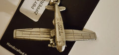 Tirador de cremallera o bolso de avión grande de peltre PBY Catalina de la Segunda Guerra Mundial Consolidated