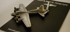 Tirador de cremallera o bolso de peltre con forma de avión grande Boeing B-17 Flying Fortress de la Segunda Guerra Mundial