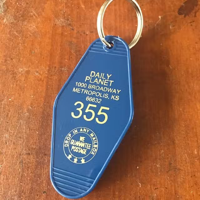 Daily Planet (Superman) Motel Key FOB Keychain