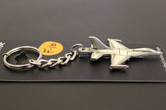 General Dynamics F-16 Fighting Falcon airplane pewter keychain